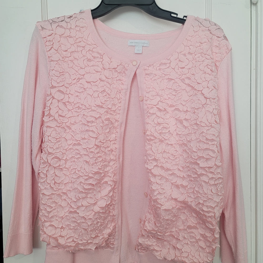 New York & Company Pink Floral Textured Cardigan